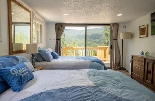 Wishon Apartment | Lakeview Haven - Boat Slip - Dog Friendly - Sleeps 16