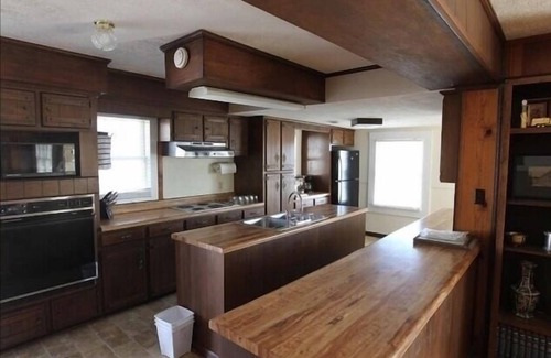 Benton Cottage | Lakeview Home on Kentucky Lake-Jonathan Creek, just off main Lake. Sleeps 6.