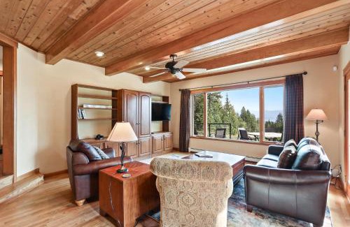 Sandpoint House | Lakeview Home with new hot tub - Sleeps 10