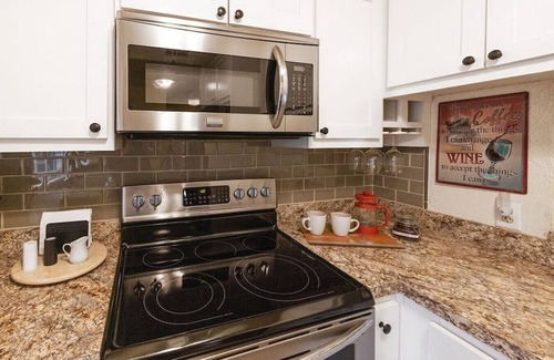 Holiday Island Condo | Lakeview Latitude at Table Rock Lake