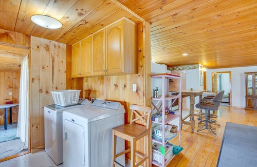 Searsport Cottage | Lakeview Maine Retreat w/Fire Pit, Grill & Canoe