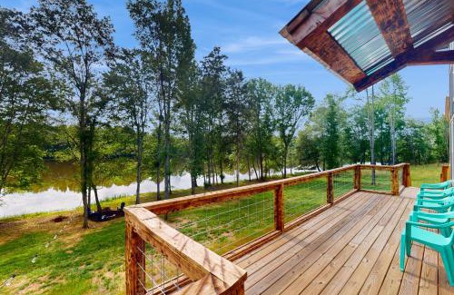 Cedar Bluff House | Lakeview Oasis