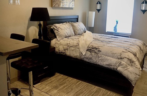 Athens Apartment | Lallybrochs