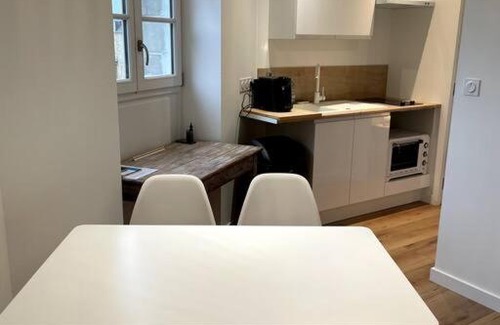 Lamballe Apartment | Lamballe plein centre, superbe appartement 1er étage