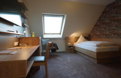 Hildesheim District Hotel | Land-gut-Hotel Räuber Lippoldskrug