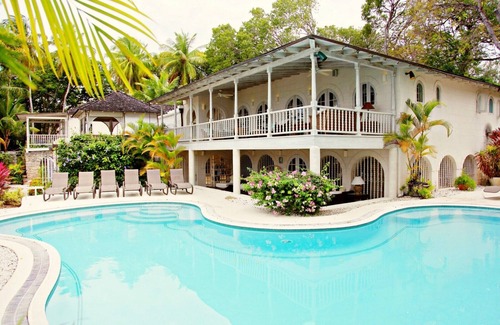 Sandy Lane Villa | LANDFALL VILLA - AMAZING LOCATION ON SANDY LANE BEACH IN BARBADOS