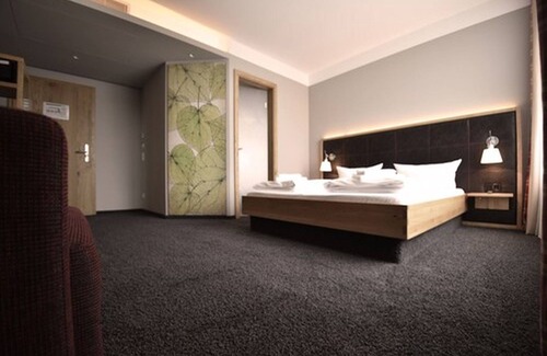 Deffingen Hotel | Landgasthof Linde