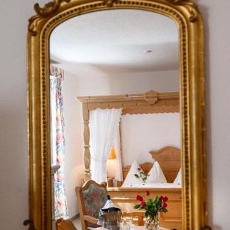 Brunegg Hotel | Landgasthof zu den drei Sternen