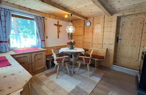 Axams House | Landhaus Alpenglück