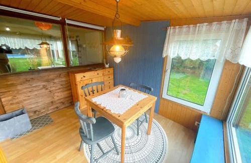 Hohenbollentin House | Landhaus mit Pool, Bungalow in der Natur