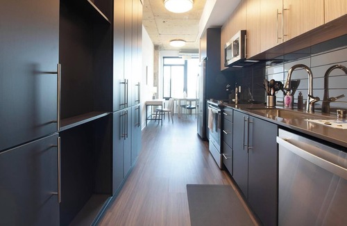 Baileys Crossroads Apartment | Landing | Amazing 1BD, Game Room, Gym