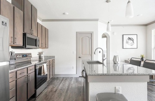 Manor Apartment | Landing | Amazing 1BD, Pool, Clubhouse