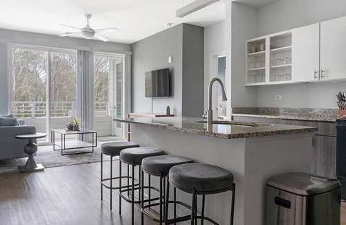 Decatur Apartment | Landing | Amazing 2BD, Clubhouse, Game Room