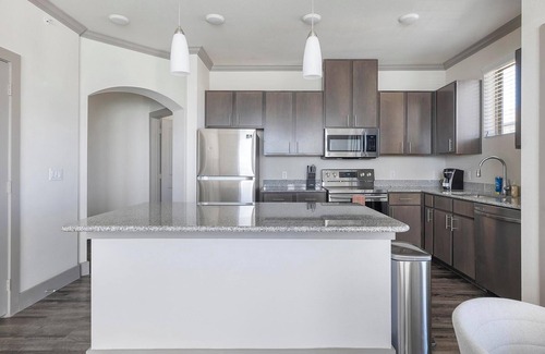 Manor Apartment | Landing | Amazing 2BD, Gym, Clubhouse