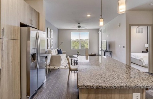 Waldron Apartment | Landing at Altitude 970 - 1 Bedroom in Parkdale Walden