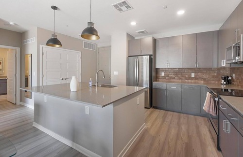 Warehouse District Apartment | Landing at Brix Warehouse District - 1 Bedroom .