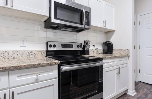 Summerville Apartment | Landing at Bryant at Summerville - 2 Bedrooms i.