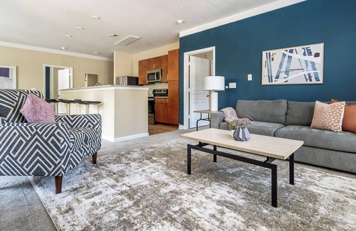 Paw Creek Apartment | Landing at Celsius - 2 Bedrooms in Wedgewood