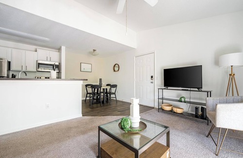 Trailer Estates Apartment | Landing at Champions Walk - 1 Bedroom in South .