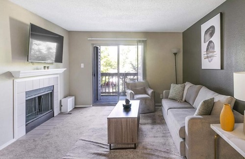 Woodlawn Apartment | Landing at Commons - 1 Bedroom in Woodlawn