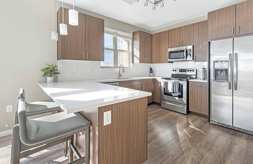 Dupont Apartment | Landing at Elevate at Pena Station - 2 Bedrooms in Denver International Airport