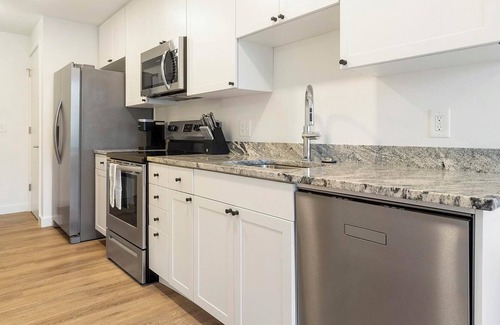 Greektown Historic District Apartment | Landing at eXchange - Studio in Downtown Detroit