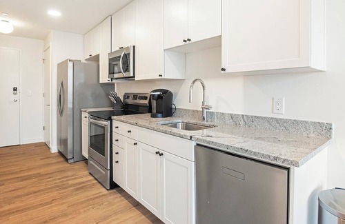 Greektown Historic District Apartment | Landing at eXchange - Studio in Downtown Detroit