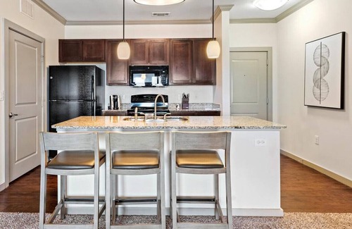 Georgetown Apartment | Landing at Madison at Westinghouse - 1 Bedroom in Downtown Georgetown