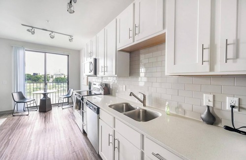 Knoxville Apartment | Landing at One Riverwalk - 1 Bedroom in South K.