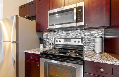 Ellicott City Apartment | Landing at Orchard Meadows Apartment Homes - 2 Bedrooms in Downtown Ellicott City