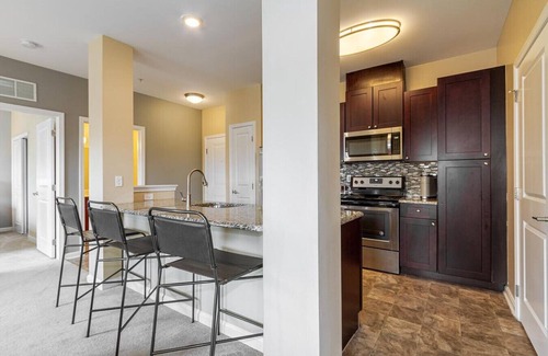 Ellicott City Apartment | Landing at Orchard Meadows Apartment Homes - 2 Bedrooms in Downtown Ellicott City