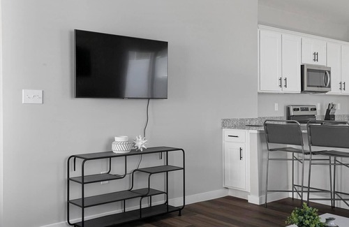 Madison Apartment | Landing at Sanctuary at Indian Creek - 1 Bedroo.