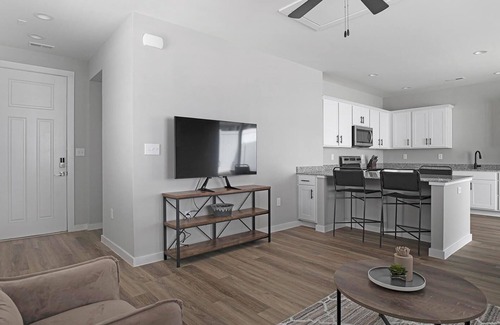 Madison Apartment | Landing at Sanctuary at Indian Creek - 1 Bedroo.