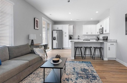 Madison Apartment | Landing at Sanctuary at Indian Creek - 1 Bedroo.