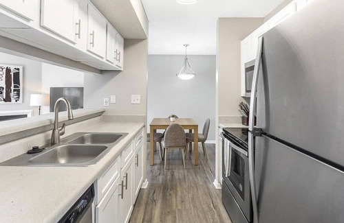 Cordova Apartment | Landing at Stonebridge Crossing Apartment Homes - 1 Bedroom in Downtown Cordova