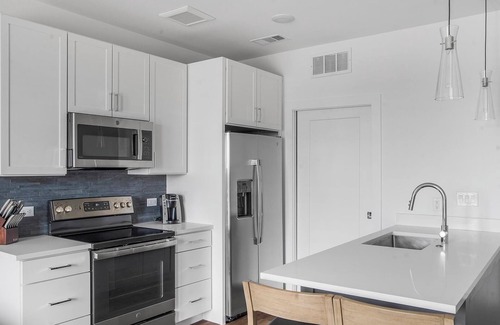 Austin Apartment | Landing at The Artesian at Bee Cave - 1 Bedroom.