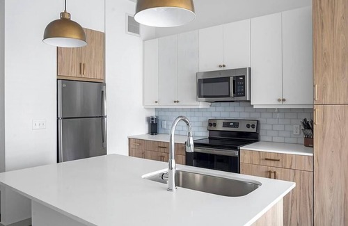 Austin Apartment | Landing at The Haywood - 1 Bedroom in Slaughter Creek
