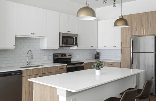 Austin Apartment | Landing at The Haywood - 1 Bedroom in Slaughter Creek
