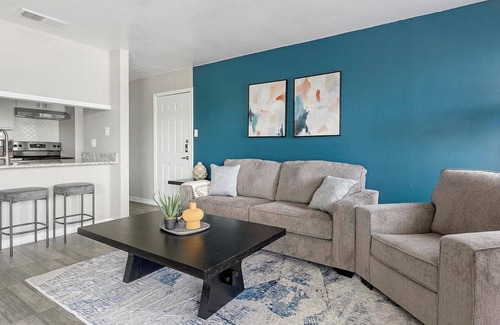 Royal Ridge Apartment | Landing at The Lynx - 1 Bedroom in El Dorado/.
