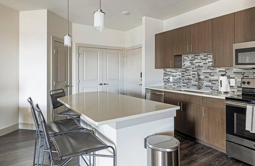 Vickery Meadow Apartment | Landing at The Mark at Midtown - 1 Bedroom in N.