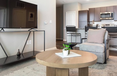 Chesterfield Apartment | Landing at The Parq at Chesterfield - 2 Bedroom.