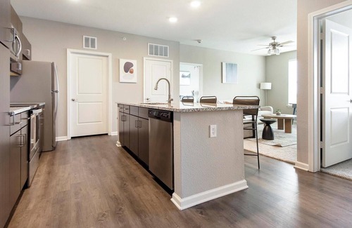 Chesterfield Apartment | Landing at The Parq at Chesterfield - 2 Bedroom.