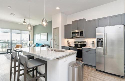 Pflugerville Apartment | Landing at The Parker Austin - 2 Bedrooms in Downtown Pflugerville