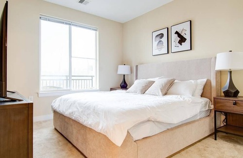 Ijamsville Apartment | Landing at Urban Green Apartments - 2 Bedrooms in Ijamsville