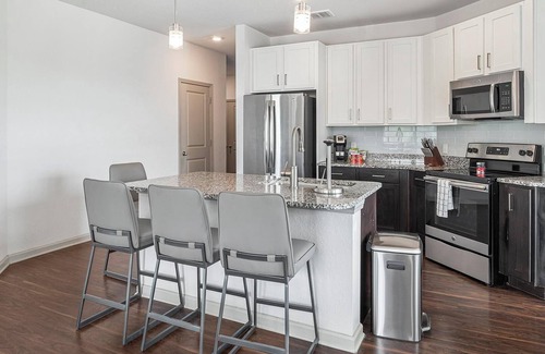 Newberry Apartment | Landing at Vanguard - 1 Bedroom in Newberry
