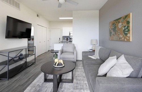 Tempe Apartment | Landing | Beautiful 1BD, Game Room, Gym