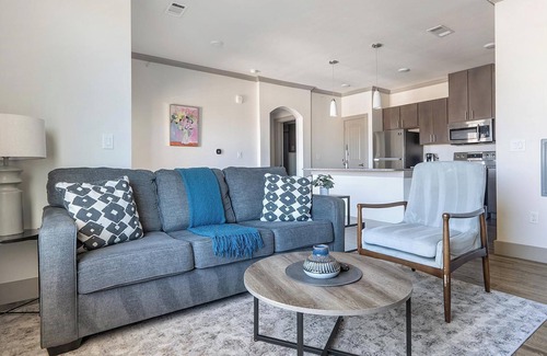 Manor Apartment | Landing | Beautiful 1BD, Pool, Courtyard