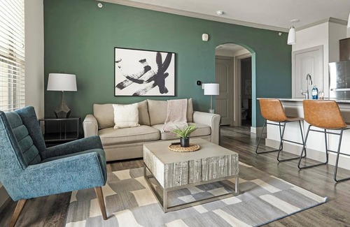Manor Apartment | Landing | Chic 1BD, Courtyard, Pool