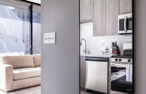 Civil Rights Historic District Apartment | Landing | Chic 1BD in Fountain Heights