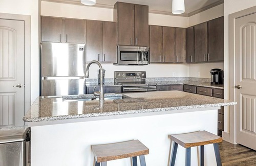 Manor Apartment | Landing | Incredible 1BD, Pool, Gym